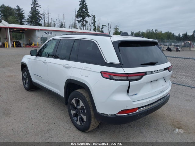 Jeep Grand Cherokee 4xe 2024 1C4RJYB61R8518458 Image 3