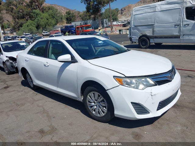 Toyota CAMRY LE 2014 4T1BF1FK7EU439505 main image