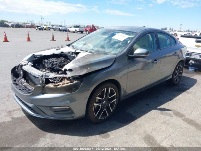 YV126MFL2H2423656 Volvo S60 T5 Dynamic