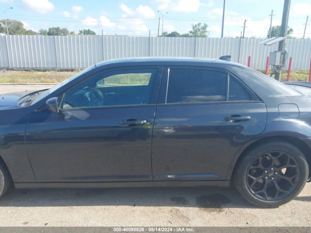 2C3CCABG0KH516561 Chrysler 300 300s