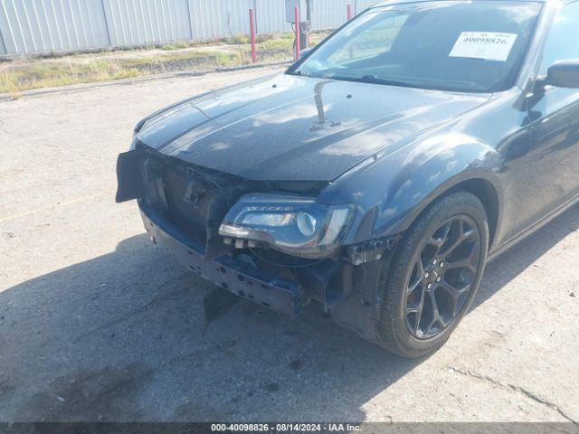 2C3CCABG0KH516561 Chrysler 300 300s