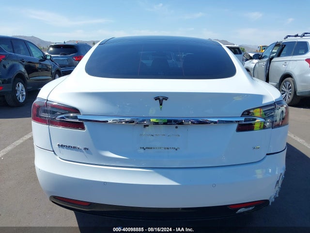 Tesla Model S 60/70/75/85 2016 5YJSA1E11GF148876 Image 16