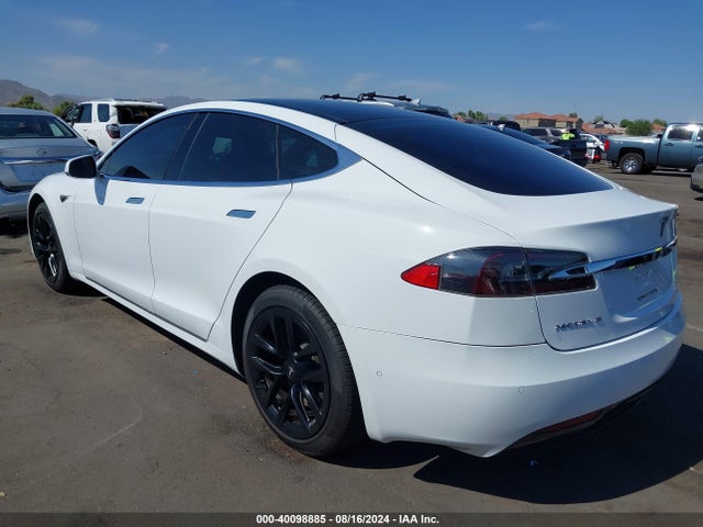 Tesla Model S 60/70/75/85 2016 5YJSA1E11GF148876 Image 3