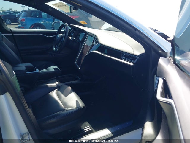 Tesla Model S 60/70/75/85 2016 5YJSA1E11GF148876 Image 5