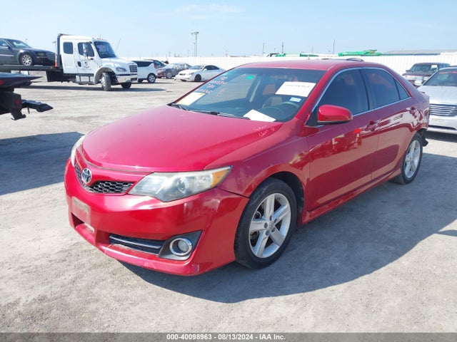 Toyota CAMRY SE 2014 4T1BF1FK4EU843765 Image 2