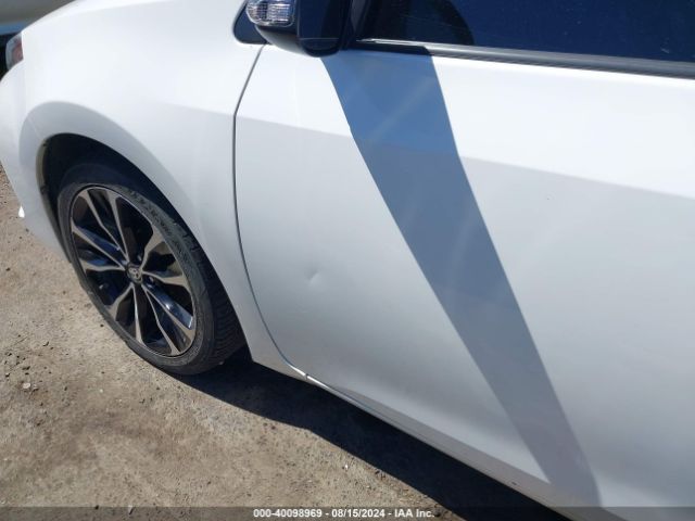 2T1BURHE2JC995647 Toyota Corolla Xse