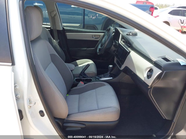 Toyota COROLLA LE 2018 5YFBURHE3JP850682 Image 5