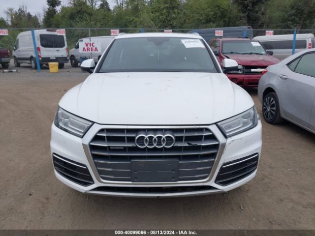 WA1ANAFY0J2026025 Audi Q5 2.0t Premium/2.0t Tech Premium