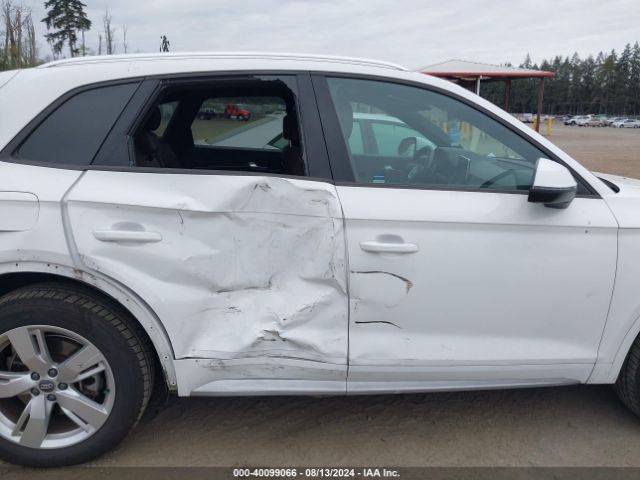 WA1ANAFY0J2026025 Audi Q5 2.0t Premium/2.0t Tech Premium