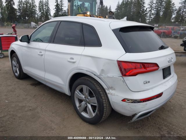 WA1ANAFY0J2026025 Audi Q5 2.0t Premium/2.0t Tech Premium