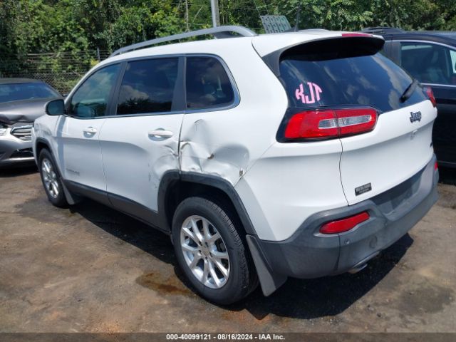 1C4PJLCB1GW212651 Jeep Cherokee Latitude
