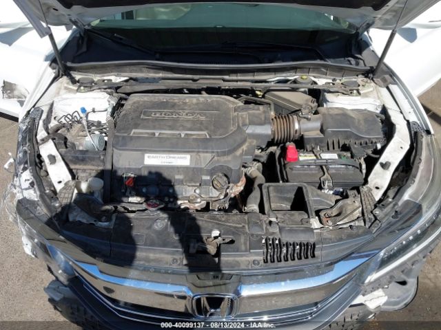 1HGCR3F94HA017949 Honda Accord Touring V6