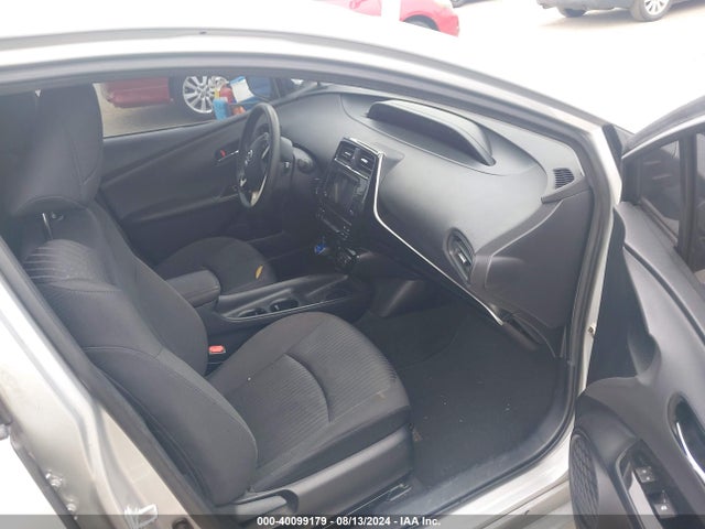Toyota Prius Two Eco 2017 JTDKARFUXH3031965 Image 5