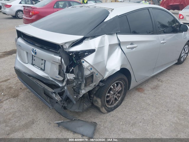 Toyota Prius Two Eco 2017 JTDKARFUXH3031965 Image 6