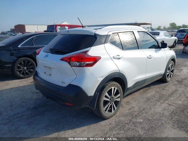3N1CP5CU1JL536371 Nissan KICKS SV