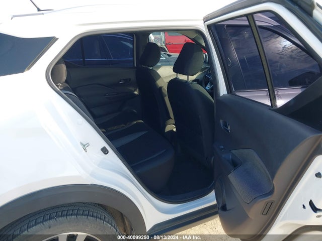 3N1CP5CU1JL536371 Nissan KICKS SV