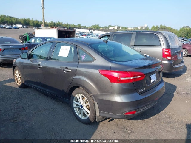 Ford FOCUS SE 2016 1FADP3F25GL215248 Image 3