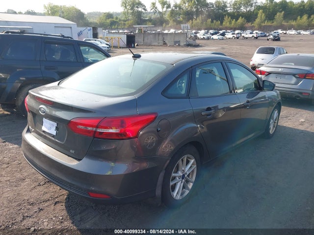 Ford FOCUS SE 2016 1FADP3F25GL215248 Image 4