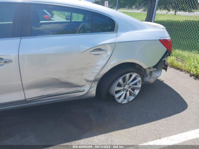 1G4GB5G32GF114381 Buick Lacrosse Leather