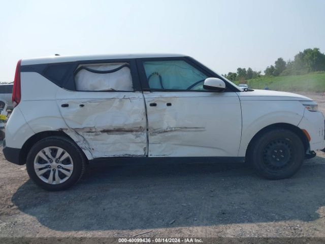 KNDJ23AU8L7717520 KIA SOUL LX