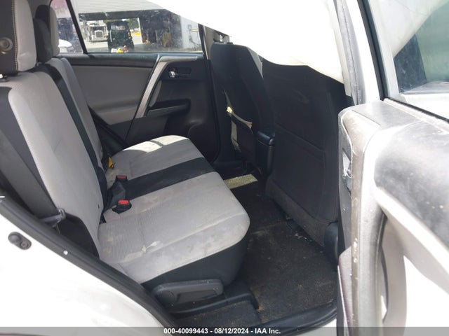 Toyota Rav4 Xle 2018 JTMWFREV8JJ206115 Image 8
