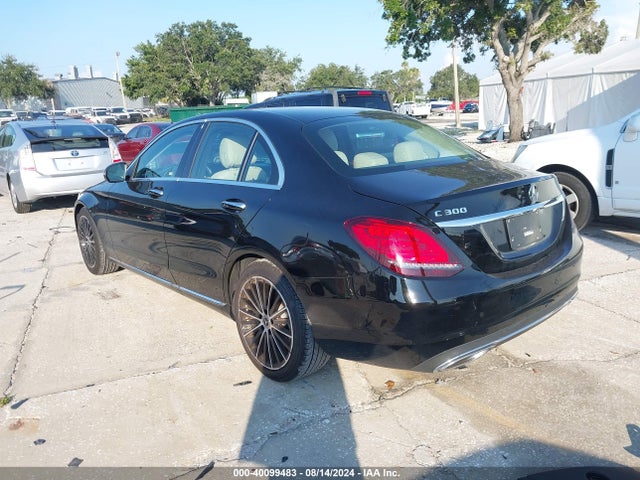 W1KWF8DB8MR640967 Mercedes-Benz C 300 Sedan