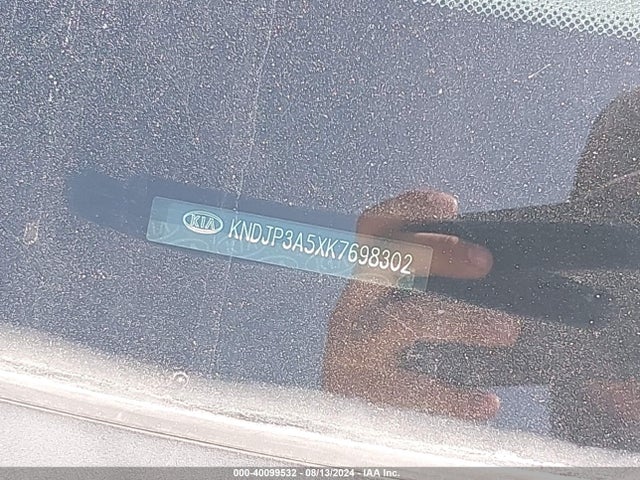 KIA SOUL + 2019 KNDJP3A5XK7698302 Image 17
