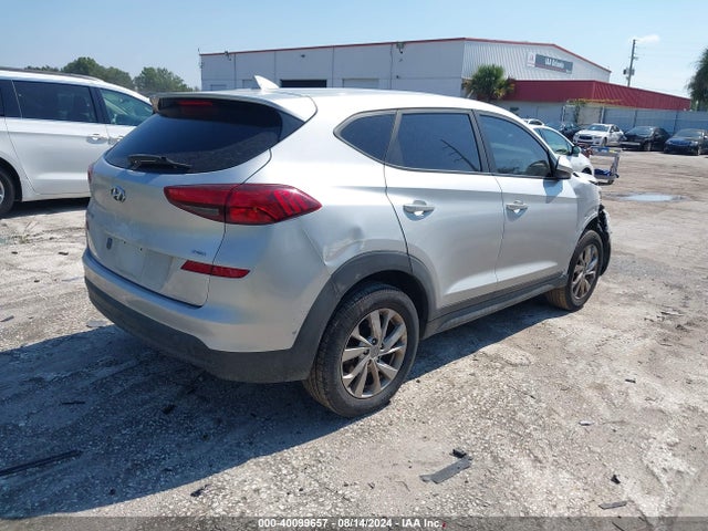 Hyundai TUCSON SE 2019 KM8J2CA46KU951988 Image 4