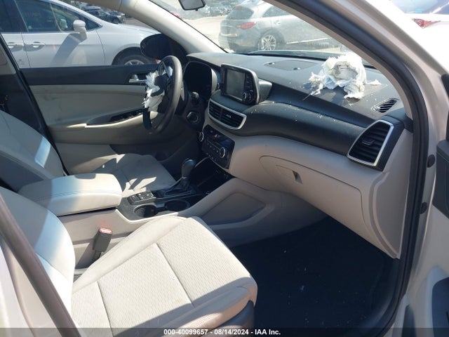 Hyundai TUCSON SE 2019 KM8J2CA46KU951988 Image 5
