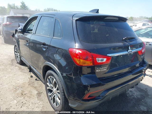 2018 MITSUBISHI OUTLANDER SPORT JA4AP3AU6JZ007478 Photo 2
