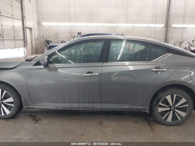 1N4BL4DW9LC172560 Nissan Altima Sv Intelligent Awd