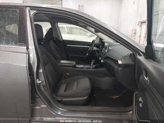 1N4BL4DW9LC172560 Nissan Altima Sv Intelligent Awd
