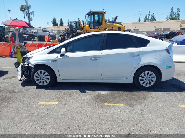 JTDKN3DPXF3075363 Toyota PRIUS PLUG-IN