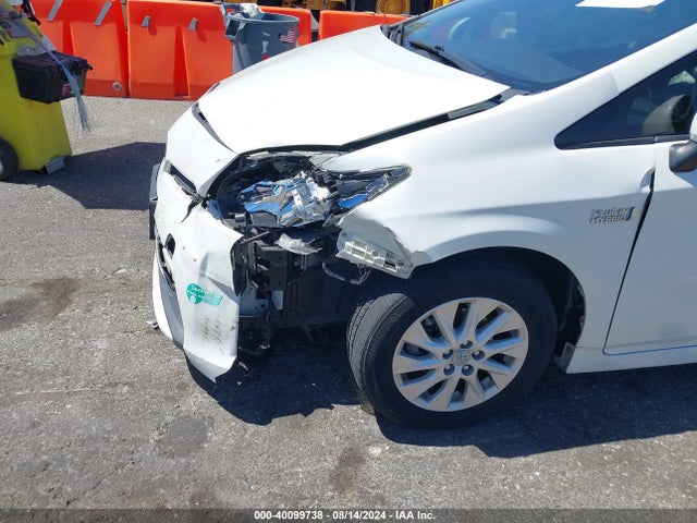 JTDKN3DPXF3075363 Toyota PRIUS PLUG-IN