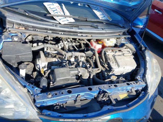 JTDKDTB35E1572530 Toyota Prius C One