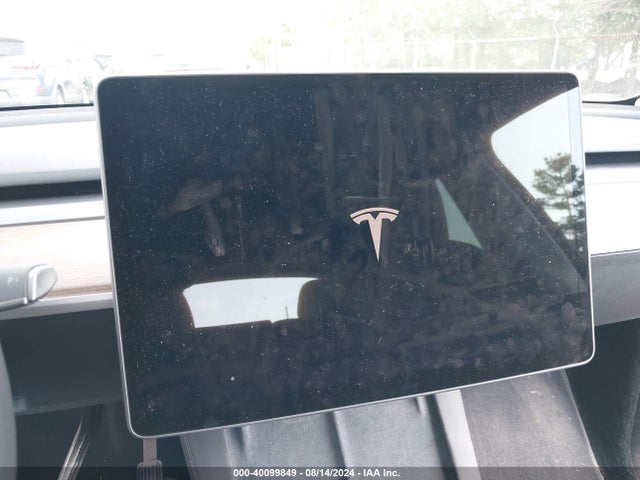 2024 TESLA MODEL Y 7SAYGDEE8RF084239 Photo 6