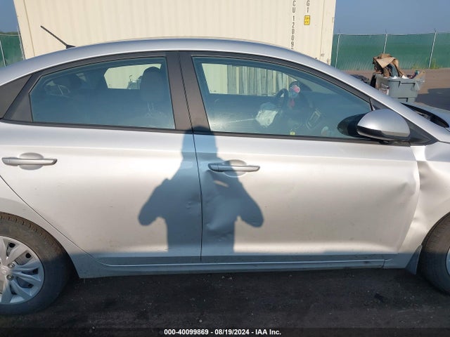 Hyundai ACCENT SE 2022 3KPC24A64NE171060 Image 13