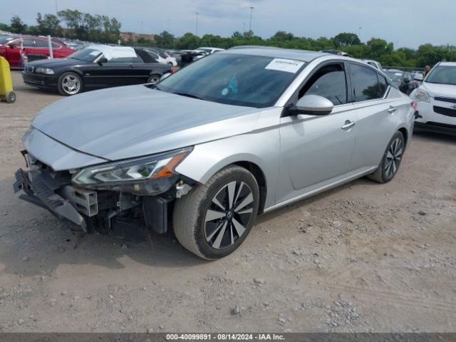 1N4BL4EV0KC257260 Nissan Altima 2.5 Sl