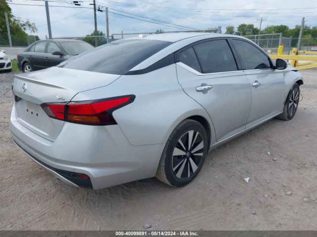 1N4BL4EV0KC257260 Nissan Altima 2.5 Sl