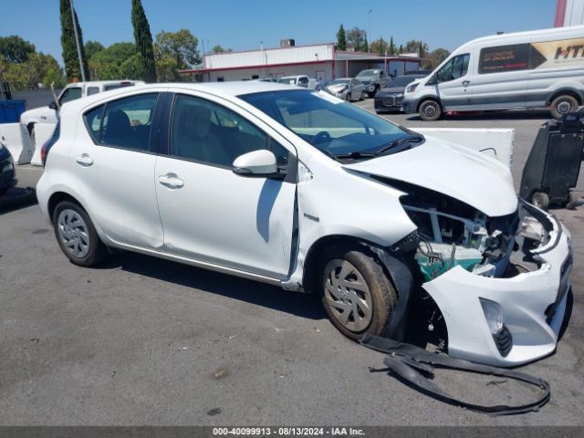 JTDKDTB38G1589292 Toyota Prius C One