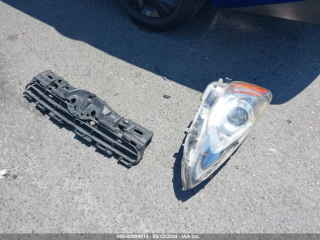 JTDKDTB38G1589292 Toyota Prius C One