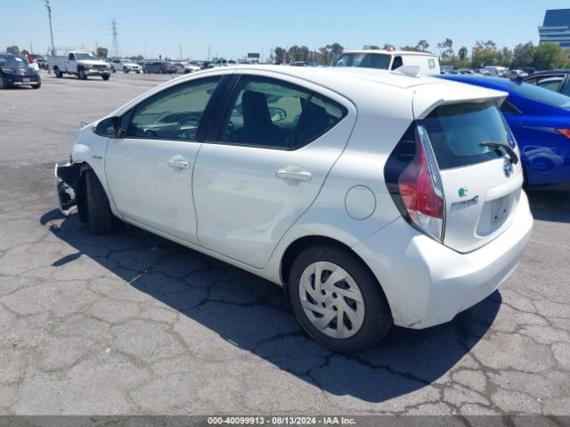 JTDKDTB38G1589292 Toyota Prius C One