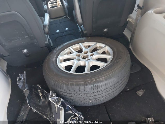Chrysler Pacifica Touring 2017 2C4RC1DG2HR552340 Image 12