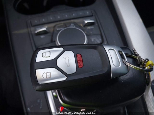 WAULMAF42JA119663 Audi A4 2.0t Tech Ultra Premium/2.0t Ultra Premium