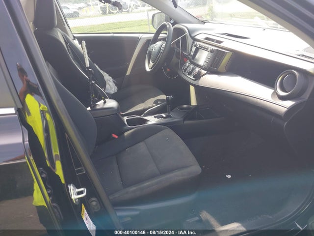 Toyota RAV4 LE 2015 2T3BFREV9FW244346 Image 5