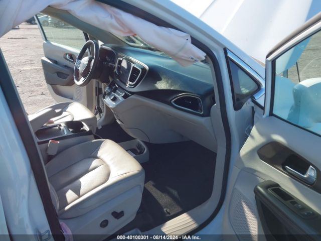 2C4RC1EG0KR667833 Chrysler Pacifica Touring L Plus