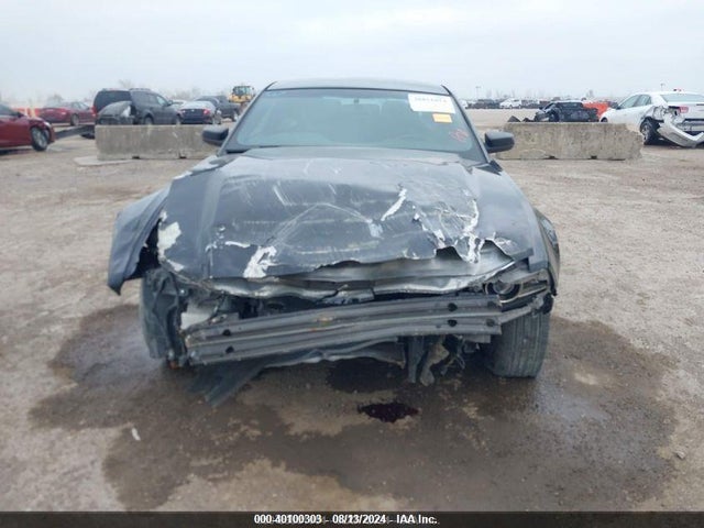 1ZVBP8AM8E5311624 Ford Mustang V6