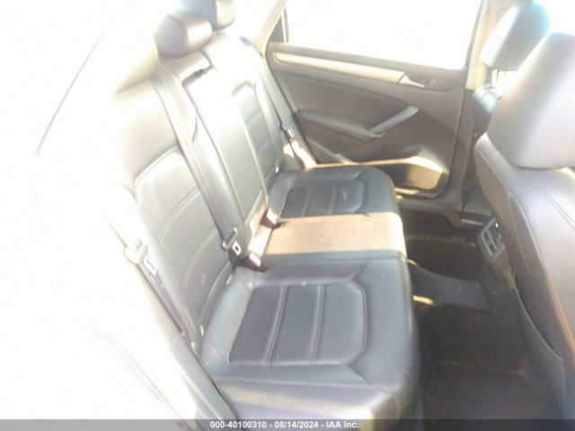 1VWBN7A30EC059998 Volkswagen Passat 2.0l Tdi Se