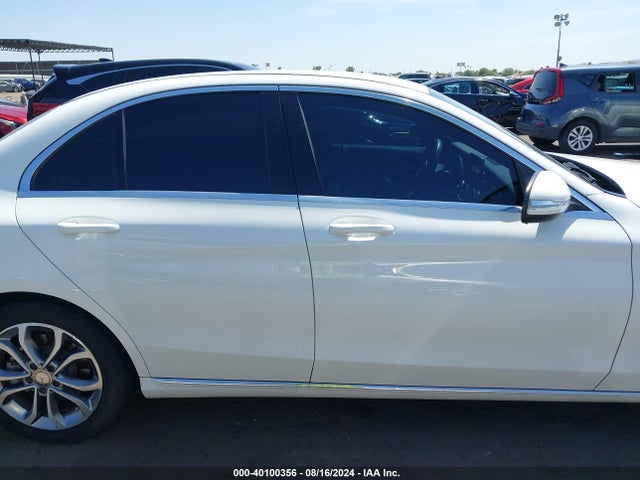 Продажа на аукционе авто 2015 Mercedes-benz C 300 Luxury/sport, vin: 55SWF4JB7FU094127, номер лота: 40100356