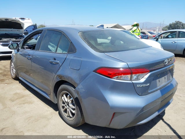 Toyota Corolla Hybrid Le 2022 JTDEAMDE5NJ056677 Image 3